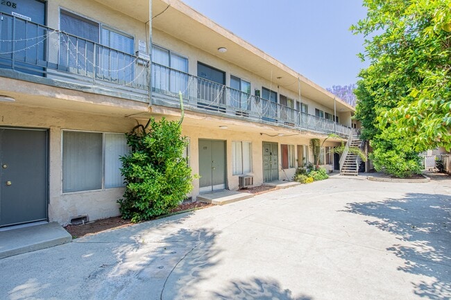 Langdon apts