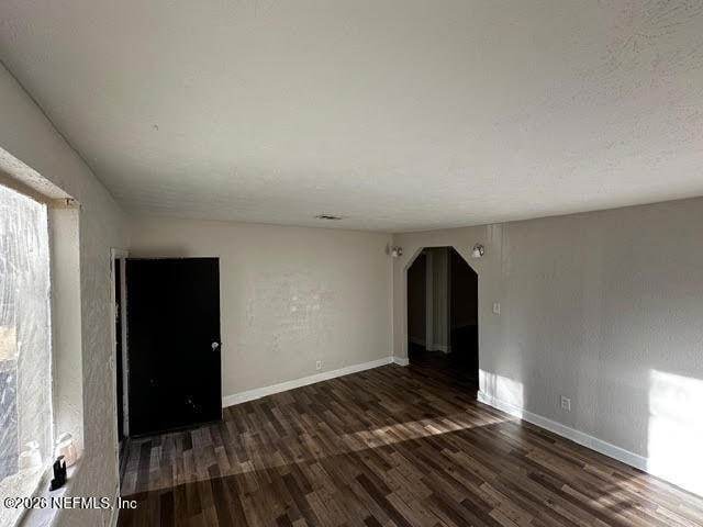 Photo - 7527 Tampa Ave