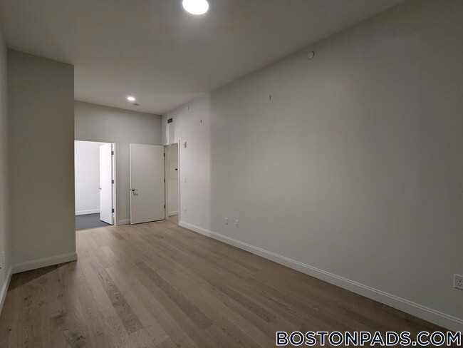 Photo - 55 Brighton Ave Unit 418