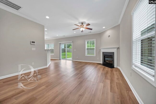 Photo - 122 Drummond Wy