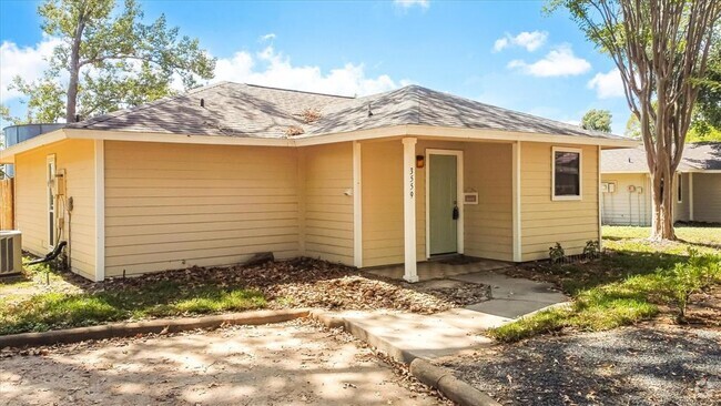 Building Photo - 3559 Balboa Cir Rental