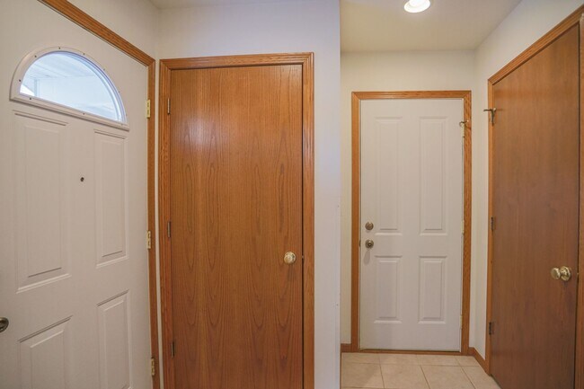 Photo - 149911 - 149913 Wineberry Lane Unit # 149911