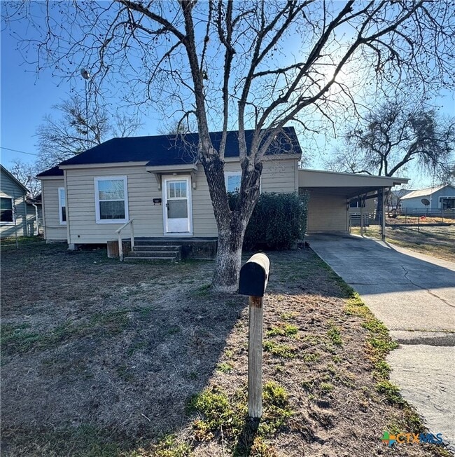 Building Photo - 209 Lackey St