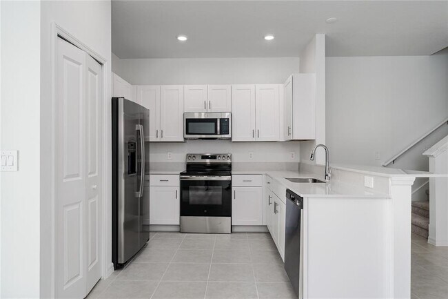 Photo - 10964 65th Ter E