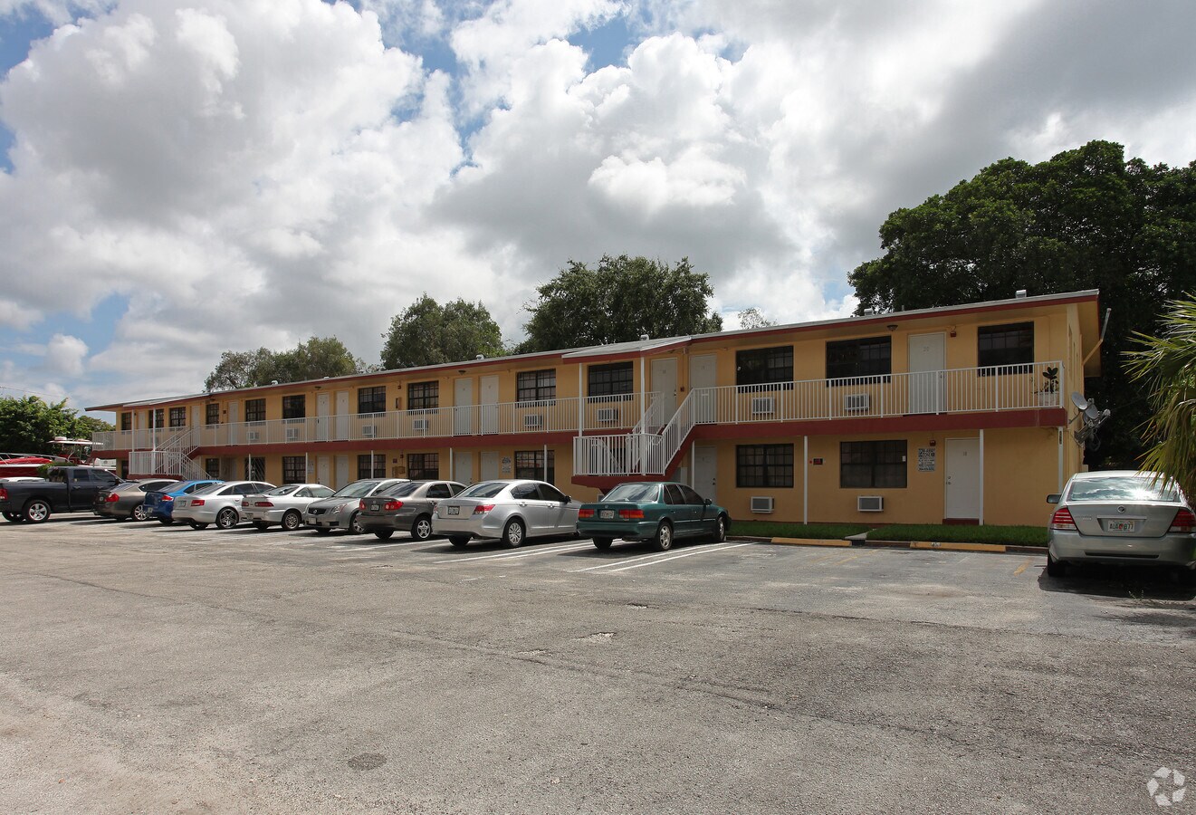 Jackson Street Apartments - Jackson Street Apartments