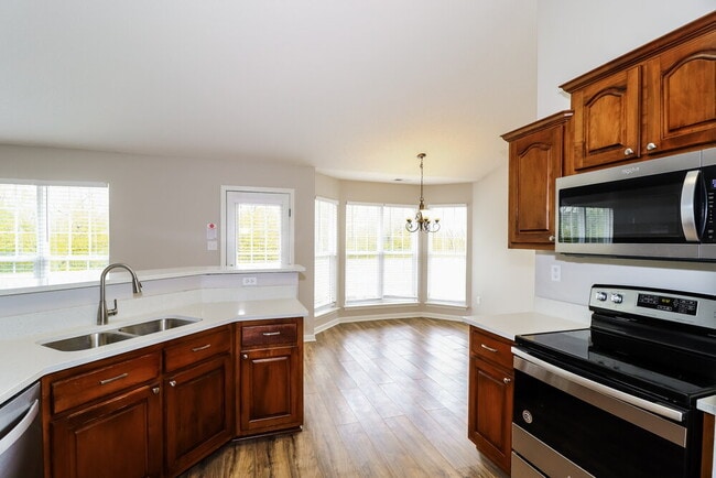 Photo - 751 Northwood West Cove