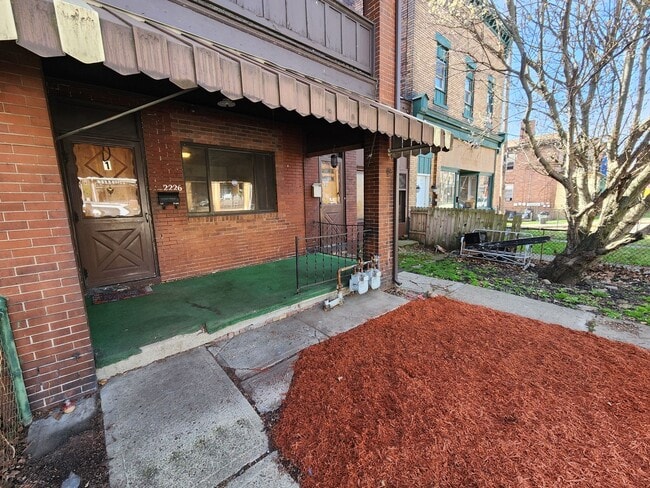 Building Photo - COMING SOON! HOME IS CURRENTLY OCCUPIED – ...