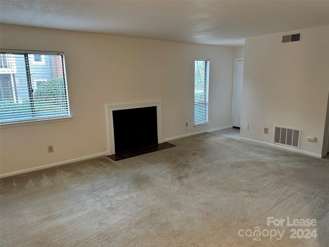 Photo - 6121 Heathstone Ln Unit B
