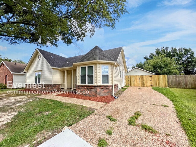 Photo - 4608 S Berrypick Ln