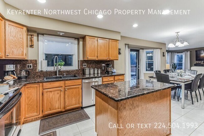 Photo - 324 Chesapeake Ln