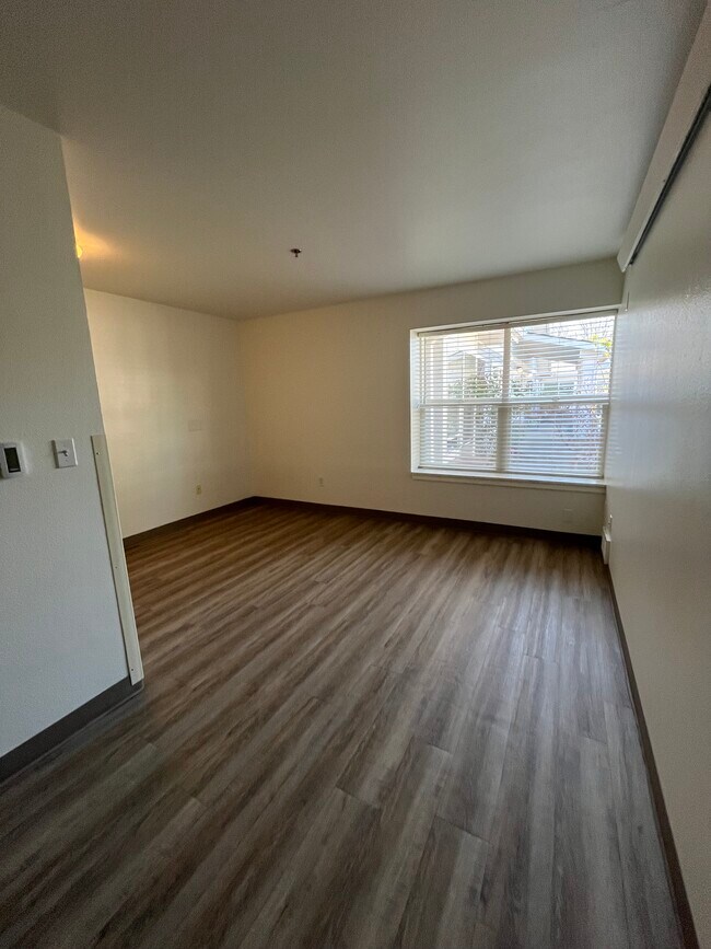 Turnstone Commons