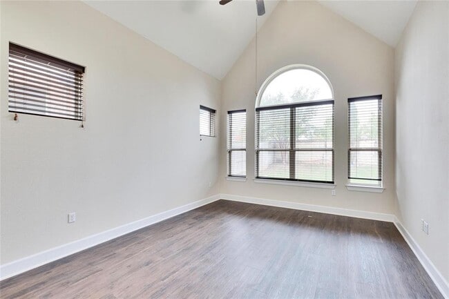 Photo - 14208 Tyburn Trail