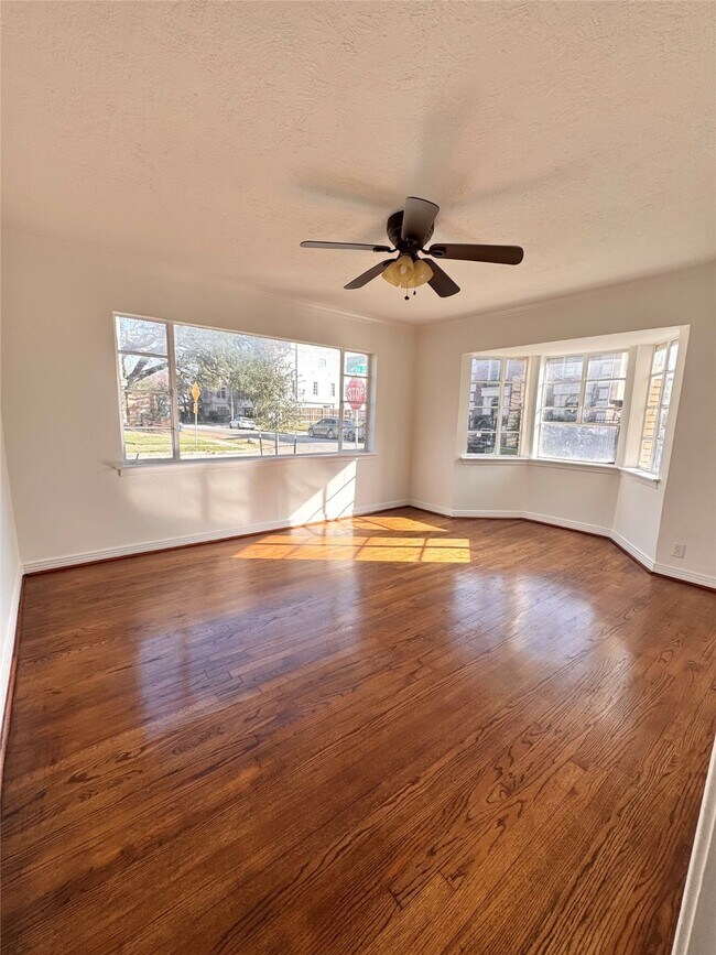 Photo - 2646 Persa St Unit 1