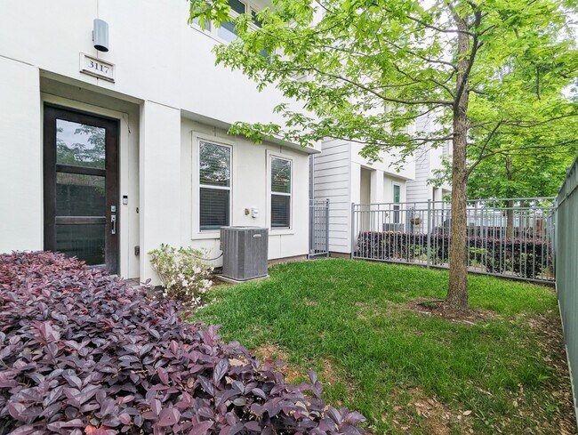 Photo - 3117 Leeland St