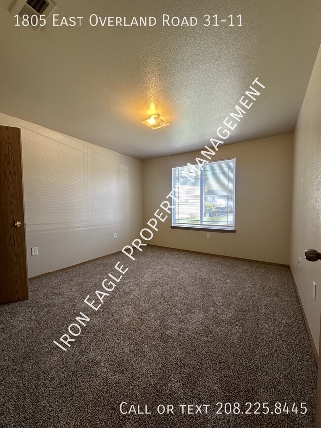 Photo - 1805 E Overland Rd