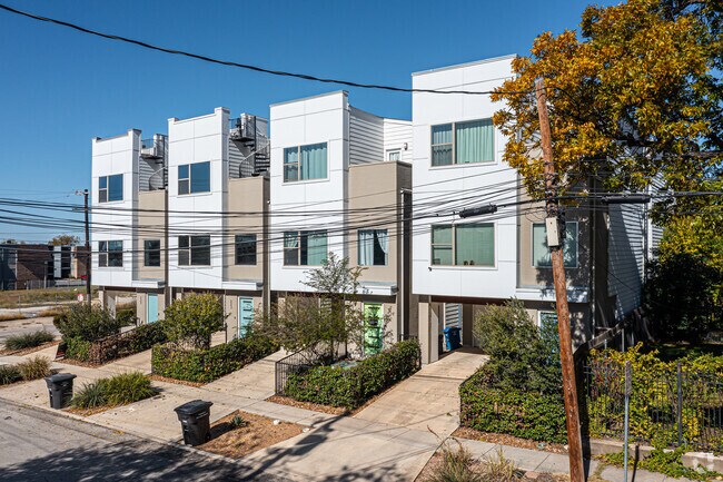 Photo - City View Modern