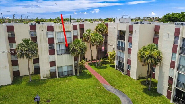 Photo - 9411 SW 4th St Unit 308
