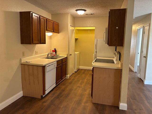 Photo - 10252 Maverick Dr