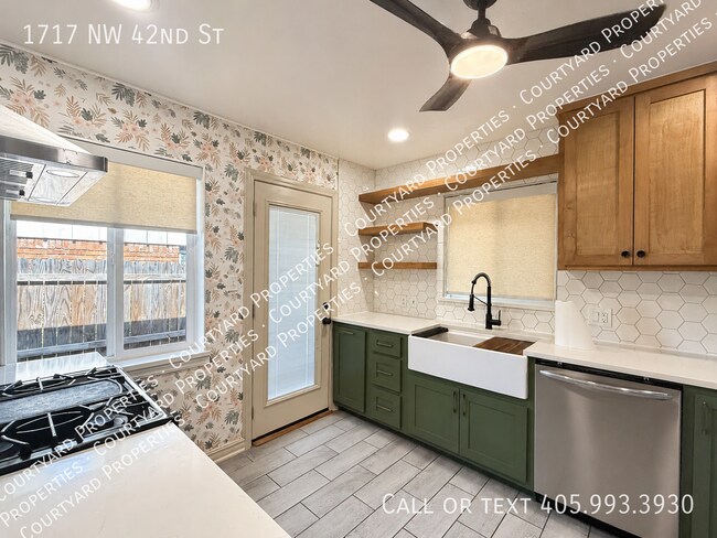 Photo - 1717 NW 42nd St