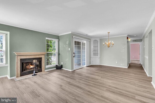 Photo - 271 Andover Pl