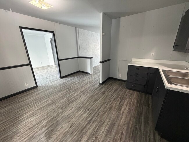 Photo - 1606 Glenview-