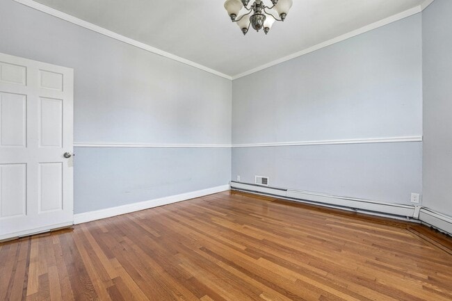Photo - 310 Palisade Ave Unit 2