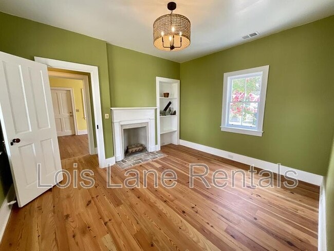 Photo - 5 Sheppard St