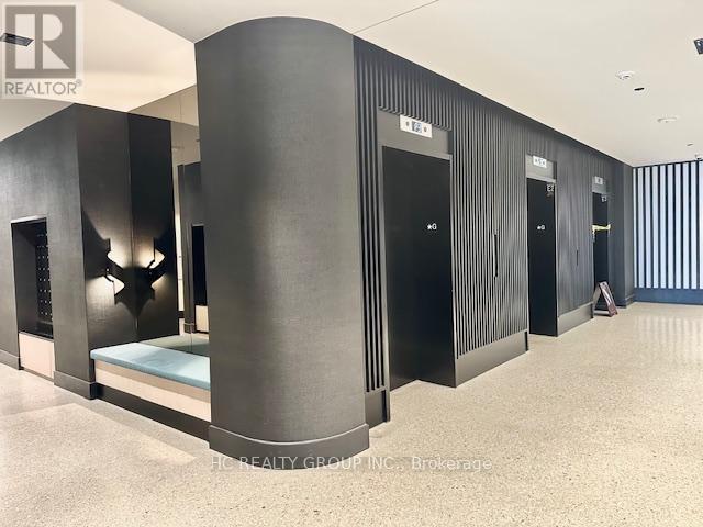 Photo - 56 Andre de Grasse St Unité #1017