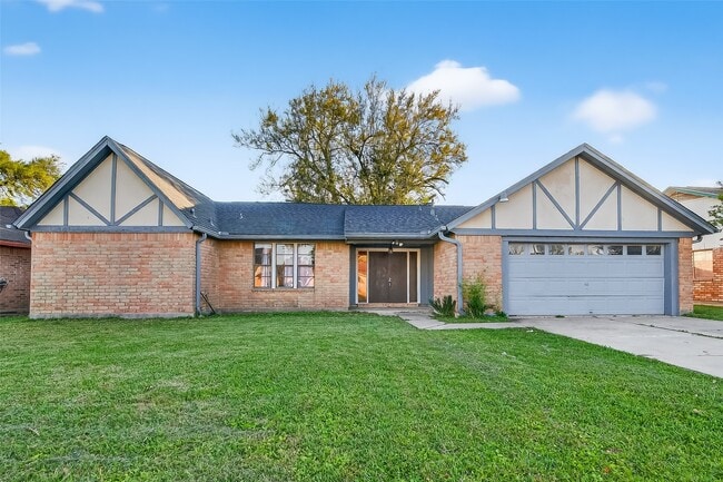 Building Photo - 10706 Sagebluff Dr