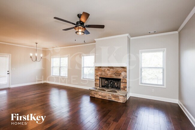 Photo - 668 Brakeman Cir