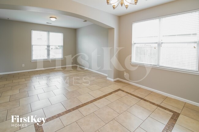 Photo - 113 Summer View Rd