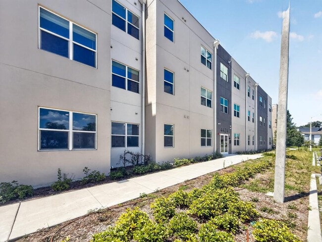Photo - 4424 S Texas Ave Unit 1 319