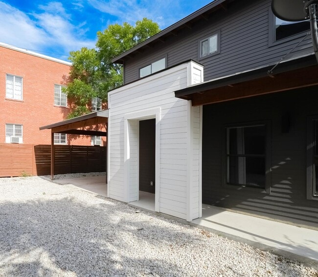 Photo - Modern Denver Heights home by Dignowity & downtown