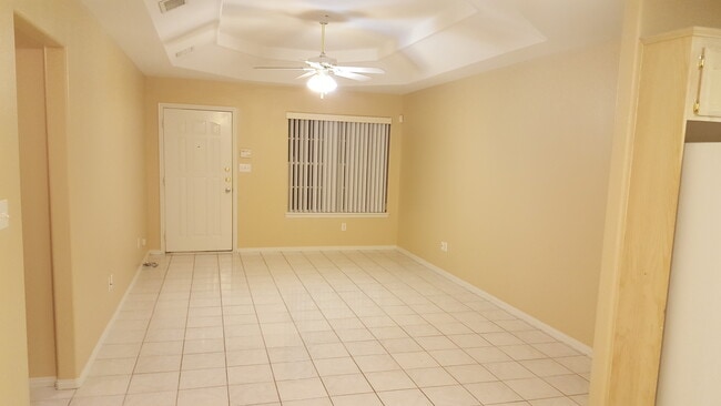 Photo - 6800 N 8th St Unit Apartment B