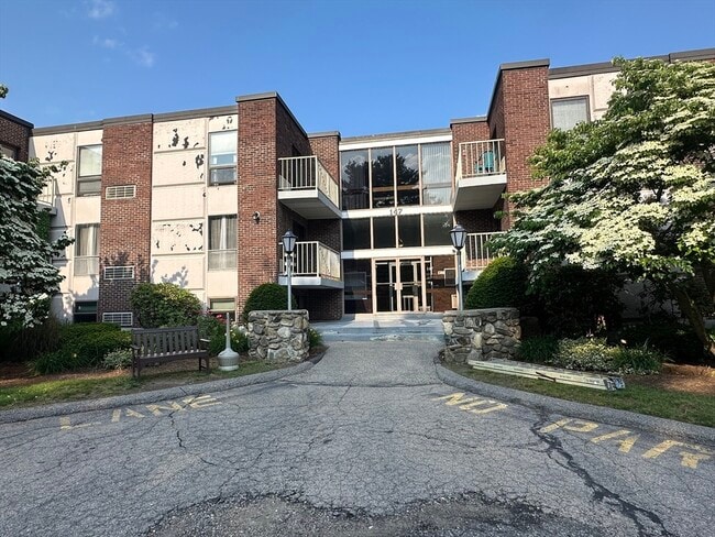 Photo - 147 Turner Rd Unidad 102 Rental