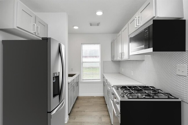 Photo - 212 N 2nd St