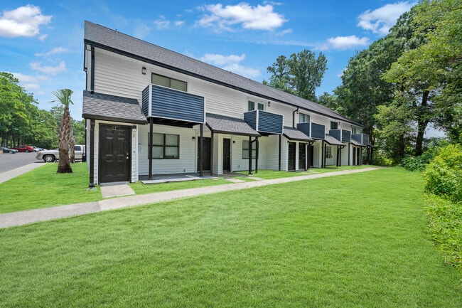 Photo - Carolina Breeze Apartments