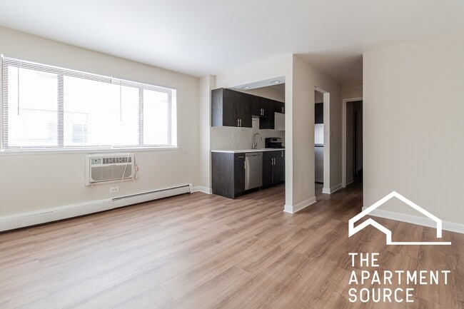 Photo - 5917 N Kenmore Ave Unidad 325