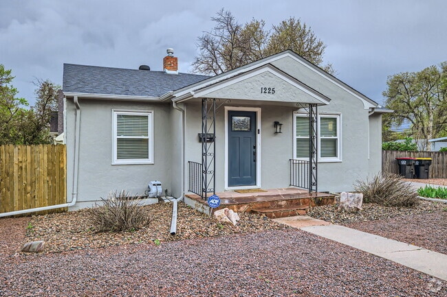 Building Photo - 1225 E Yampa St Rental