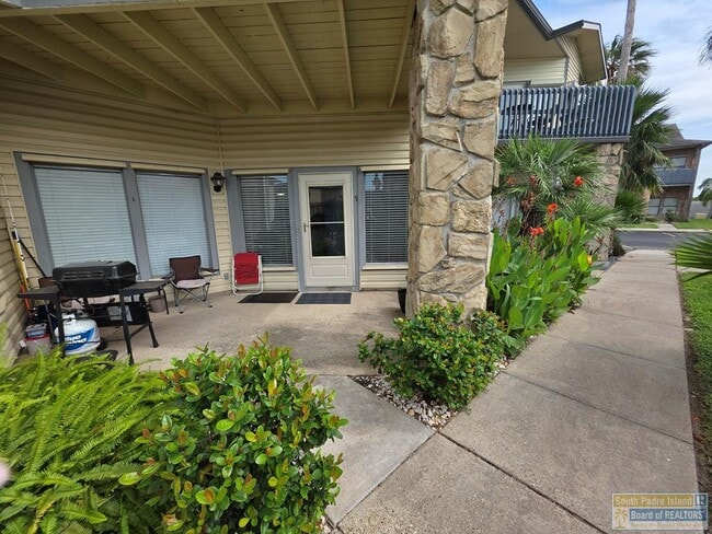 Building Photo - 77 Santa Isabel Blvd Unit H-5 Rental