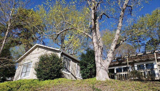 Photo - Enjoy Lakefront Luxury Year Round! $250 Of...