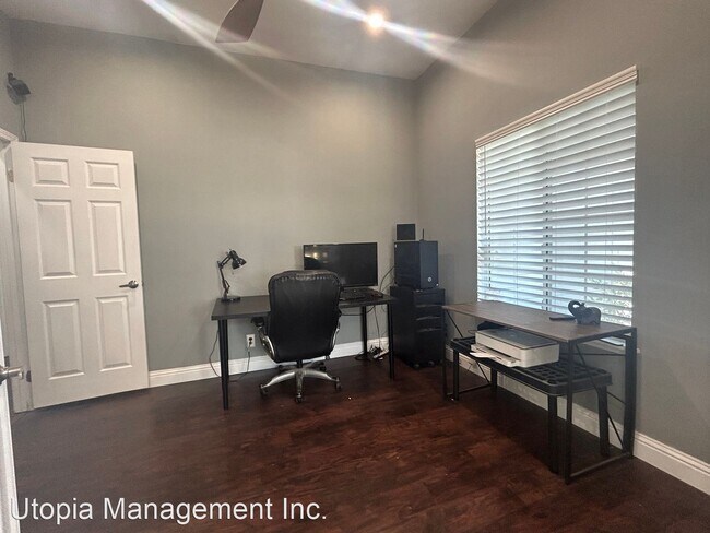 Photo - 3 br, 2 bath House - 8952 Laguna Star Drive