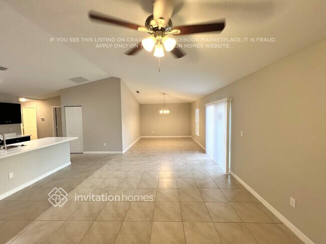 Photo - 2058 SW Quarry St