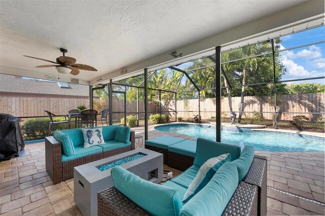 Photo - 6552 Waterford Cir