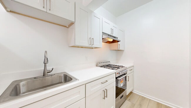Building Photo - 507 Taylor St Unit 107