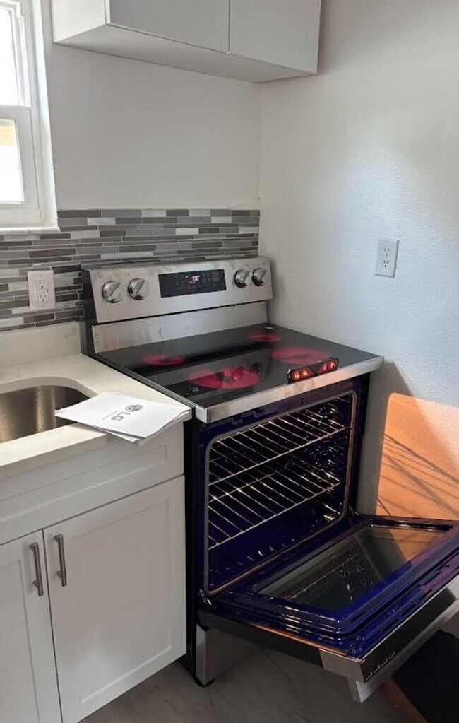 Photo - Charming and fully renovated 1-bedroom, 1-bath ADU for Lease!! Landscaping/Utilities Included