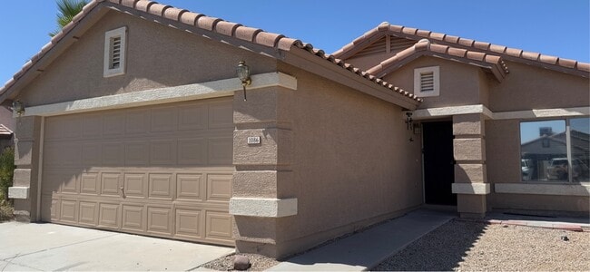 Building Photo - 1086 E Santa Cruz Ln Rental