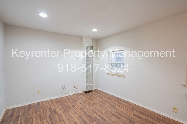 Photo - S Joplin Ave Triplex Unit Back Bungalow