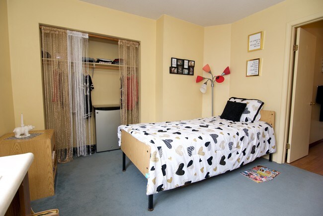 The Village - Renaissance Village Suites LLC - Suite Style Living - Student Housing Plattsburgh NY - Rent a Bedroom and a private Bathroom and share Kitchen and Dining Area with 3 other Students