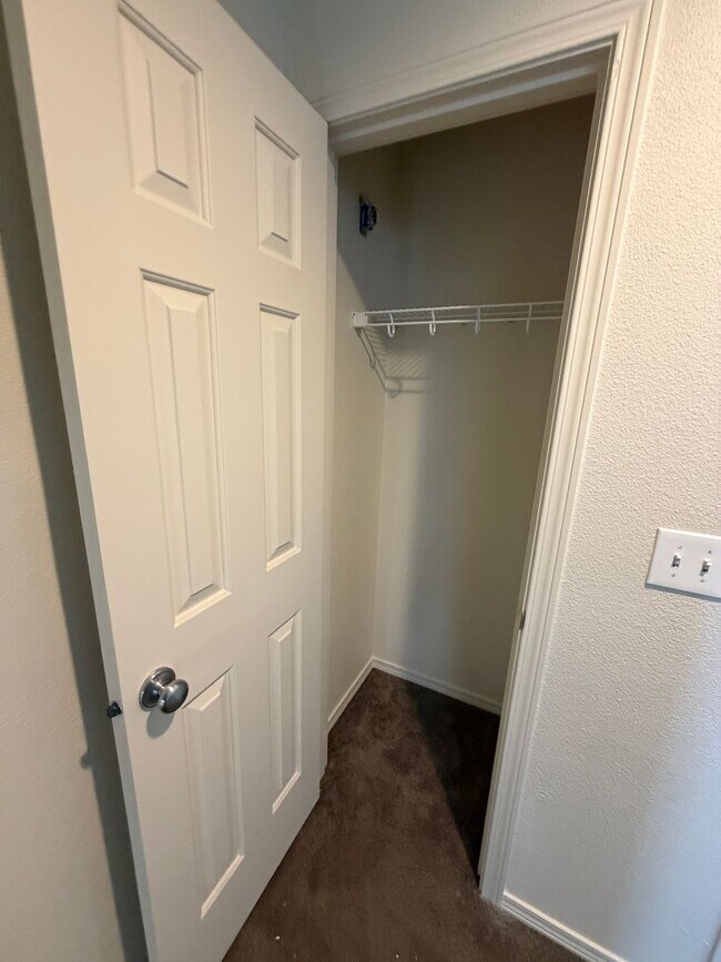 Photo - 3 bed 3.5 bath Townhome available on Rd 68!